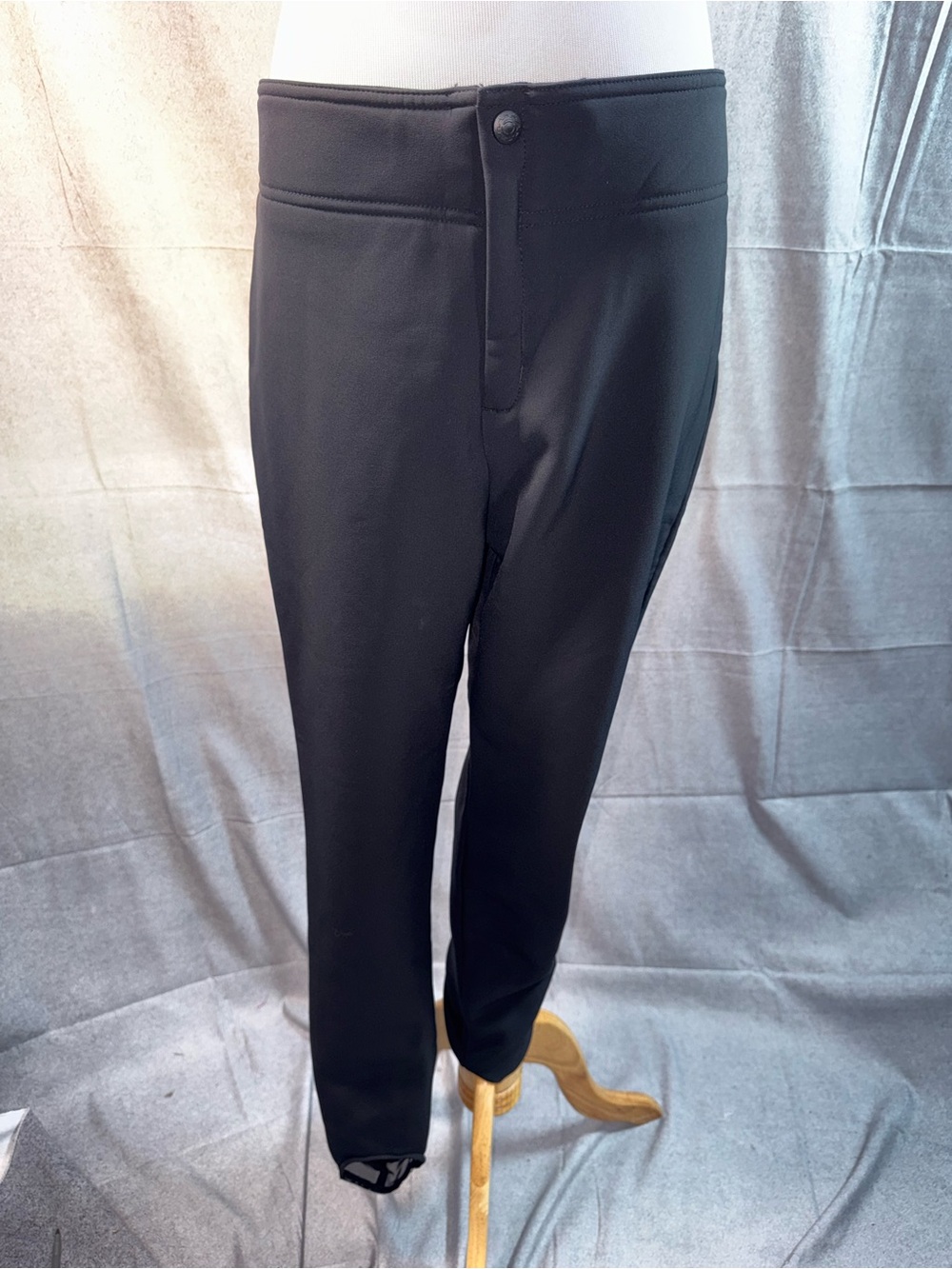 1638-Schoeller Classic Black Snow Joggers with Stirrups